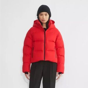 Aritzia TNA Super Puff Shorty XXS Down Puffer Jacket